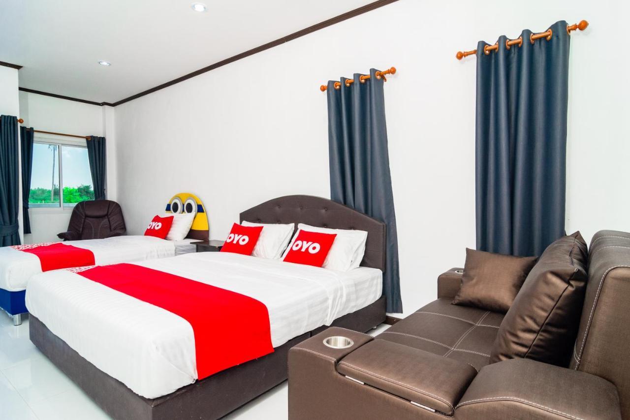Oyo 533 Runya Poolvilla Прачуап-Кхірі-Кхан Екстер'єр фото